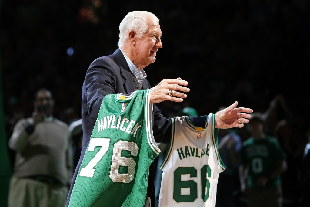 Fotó: AFP/Getty Images North America John Havlicek örökre beírta a nevét a Celtics történelemkönyvébe