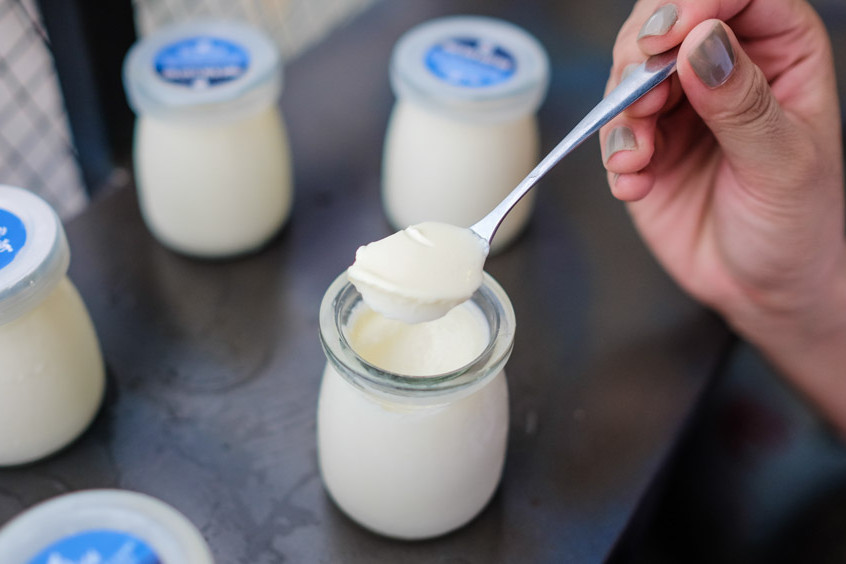 Forrás: Pixabay A joghurt fogyasztása továbbra is javasolt az egészséges emberek esetében, de káros lehet a melanomás betegek számára