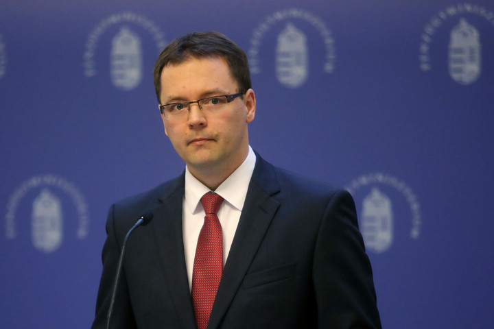 Fotó: MH-archív/Ficsor Márton Izer Norbert: Már az eÁFA-rendszeren keresztül is benyújtható a bevallás