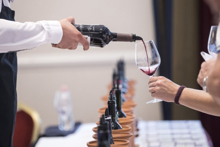 Fotó: vincebudapest.hu Megnyílt a 10. VinCE Budapest Wine Show a Várkert Bazárban