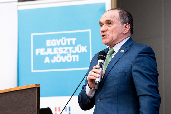 Fotó: Facebook/Dr. Bácskai János Bácskai János: Az ellenzék miatt nincs döntés a fővárosi rágcsálóirtásról