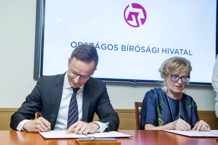 Fotó: MTI/Balogh Zoltán Szijjártó Péter: Évről évre rekordot dönt a magyar export