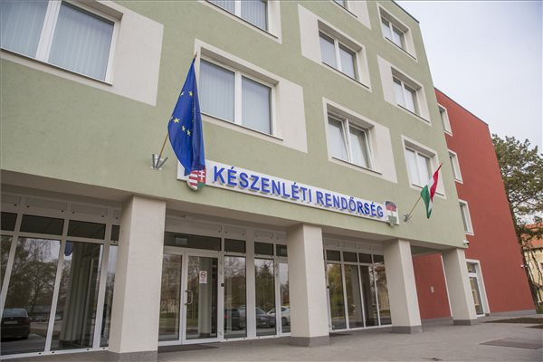 Fotó: MTI/Rosta Tibor Átadták a Készenléti Rendőrség új kaposvári épületét