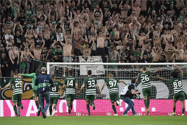 A Ferencváros nyerte a rangadót, egy lépésre a bajnoki címtől