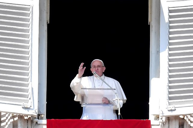 Ferenc pápa:  Mindenkinek el kell ítélnie a soha nem igazolható terrorcselekményeket