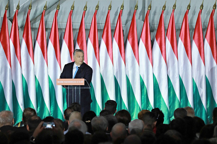 Orbán Viktor a Zeneakadémián mond beszédet a nemzeti ünnep alkalmából