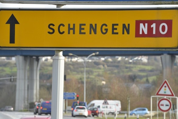Az EU-tagországok megállapodtak a schengeni térségen belüli határellenőrzés új szabályairól