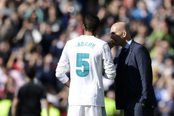 Fotó: AFP/Javier Soriano Zidane ragaszkodik Varane-hoz, Bale jövőjéről is beszélt