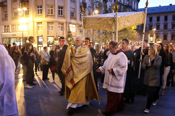 Este már Jézus feltámadását ünneplik a keresztények
