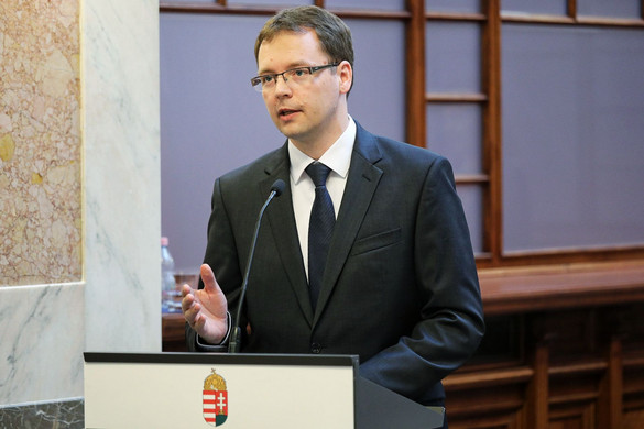 PM-államtitkár: a magyar pénzügy-számviteli környezet versenyelőny