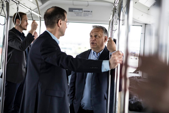 Kazahsztánba utazik Orbán Viktor