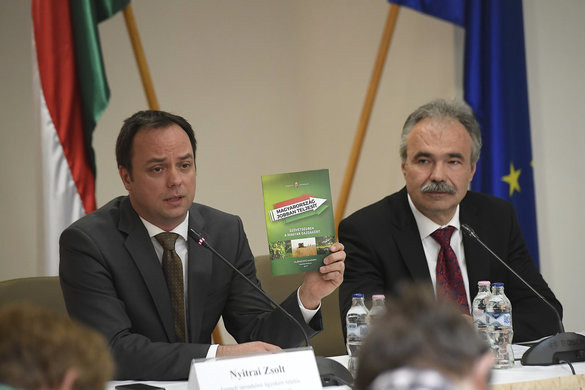 Az agráriumban élők véleményét is kikéri a kormány