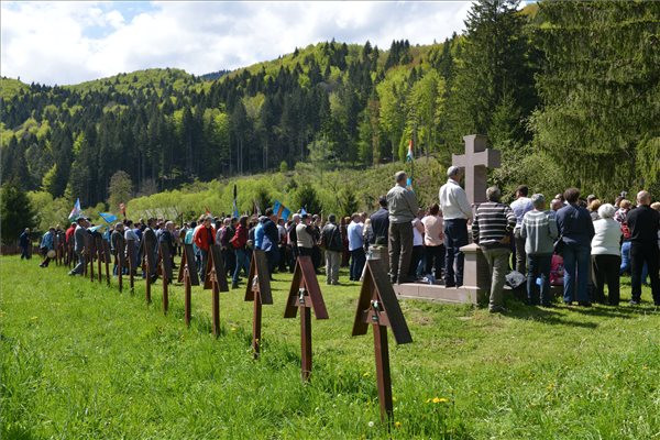 Cikk borítókép