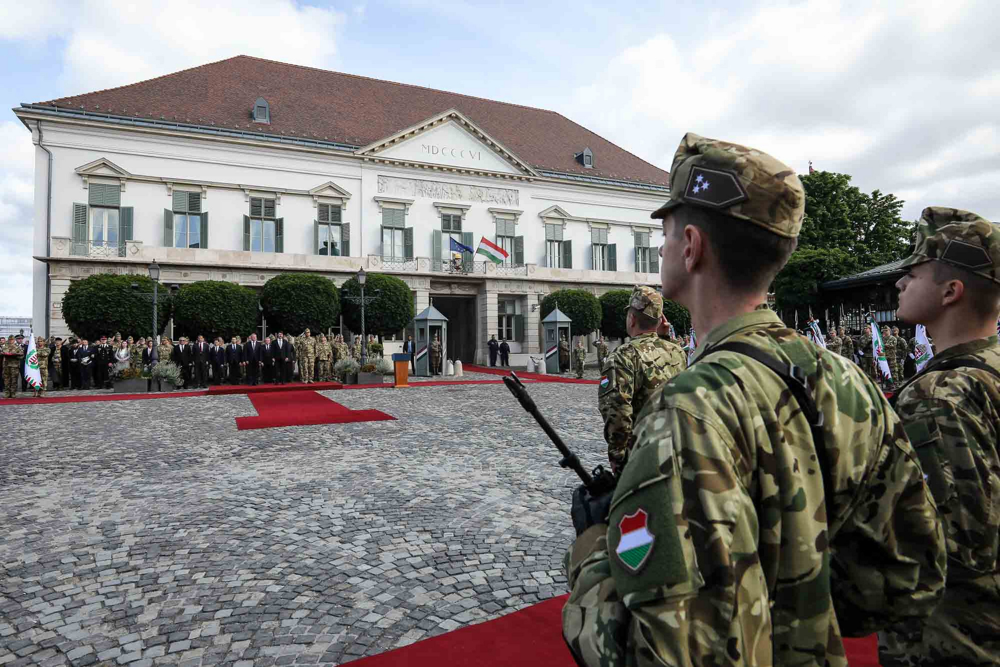 Fotó: MH/Hegedüs Róbert „A honvédelem napja annak a tiszta, egyszerű és világos akaratnak az ünnepe, hogy Magyarország legyen erős, független és szabad”