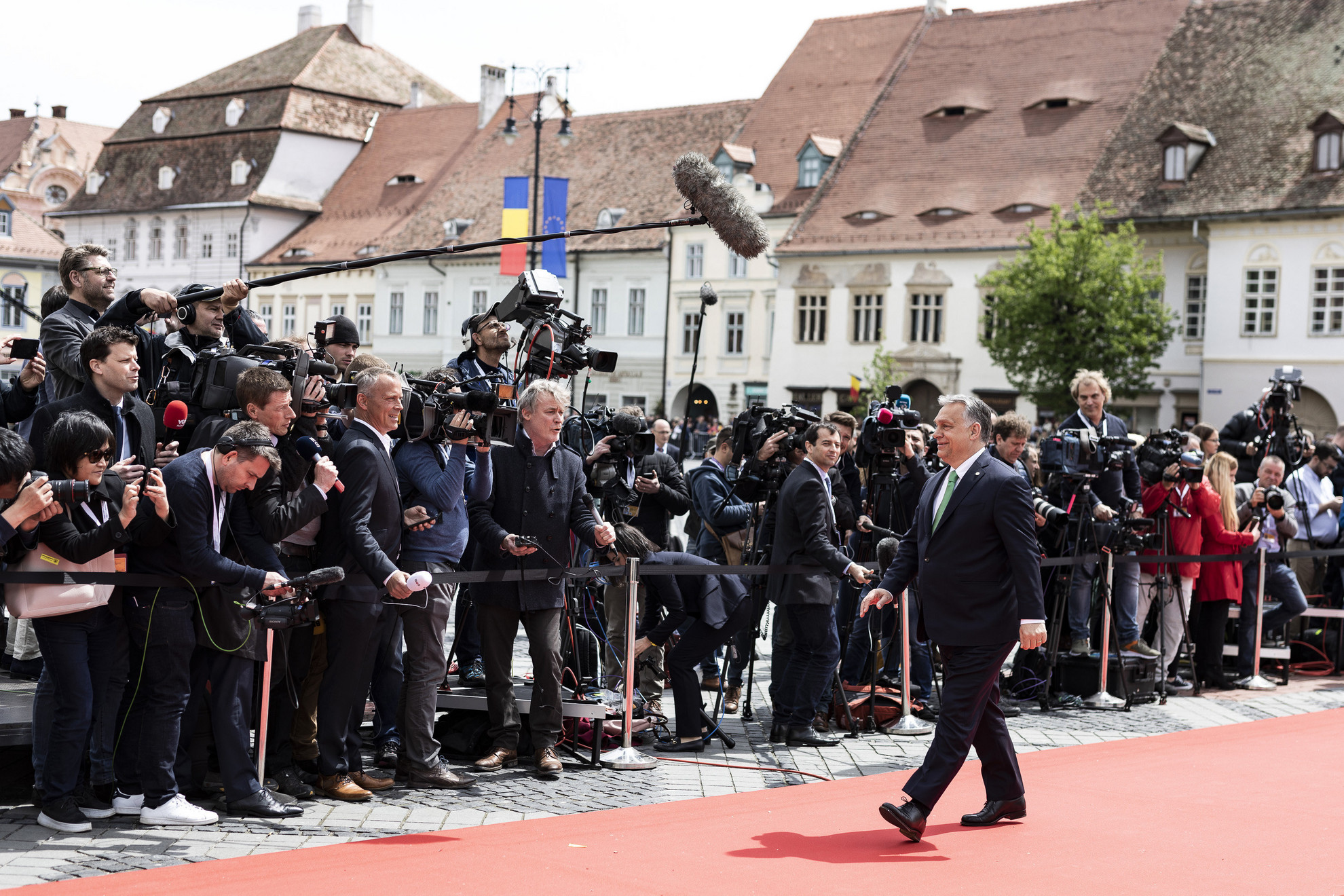 Fotó: Miniszterelnöki Sajtóiroda/Sze EU-csúcs: Orbán Viktor Nagyszebenben