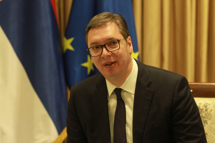 Fotó: ANADOLU AGENCY/Milos Miskov Vucic: Szerbia egyre kevésbé bízik az Európai Unióban