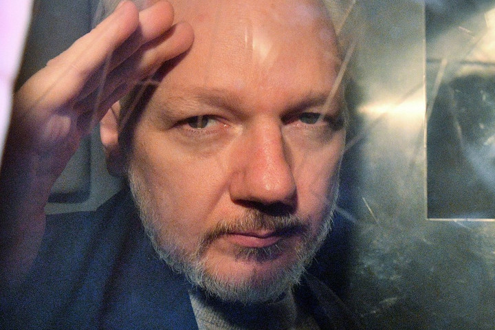 Fotó: AFP/Daniel Leal-Olivas Újraindították a nyomozást a Wikileaks alapítója ellen