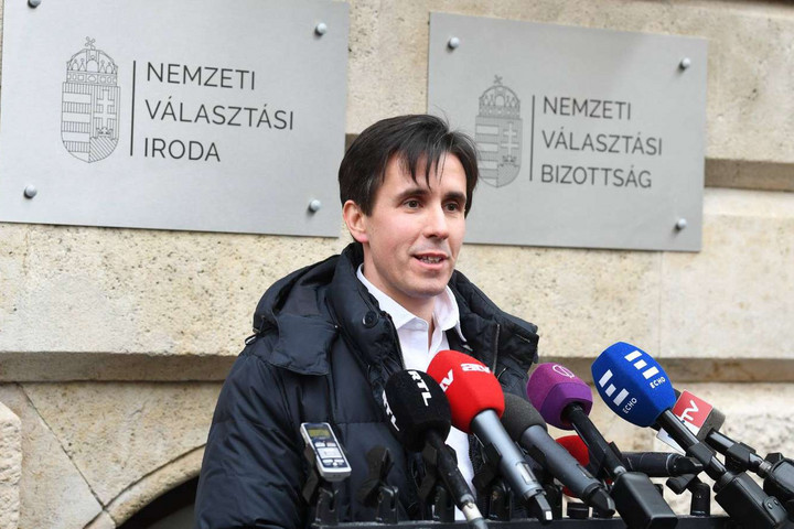Fotó: Facebook/Dr. Czeglédy Csaba A büntetőeljárás folytatását indítványozta az ügyészség Czeglédy Csaba ellen