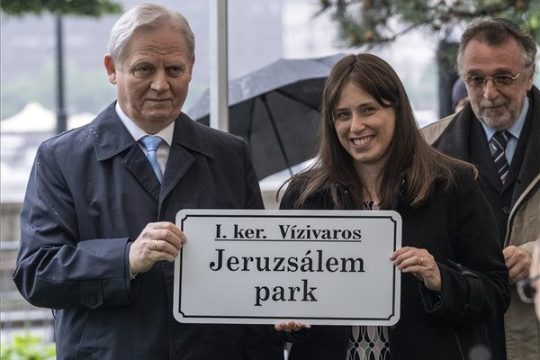 Fotó: MTI/Szigetváry Zsolt Jeruzsálemről neveztek el parkot Budapesten