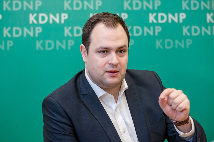 Fotó: MH Nacsa Lőrinc: Meg kell akadályozni, hogy ellenzékiek bűnözőket segítsenek