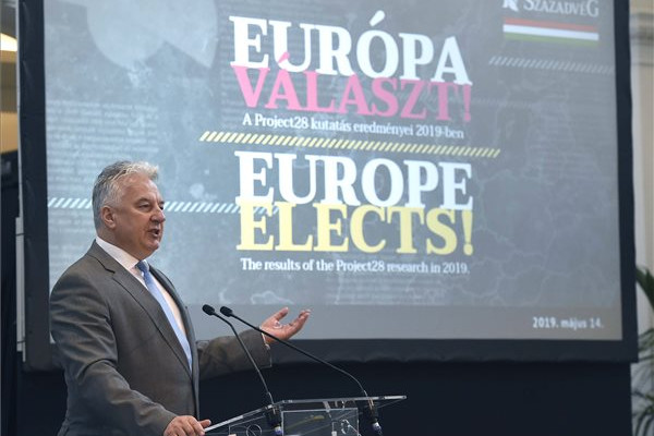 Fotó: MTI/Bruzák Noémi Semjén: Inkorrekt, törvénytelen és antidemokratikus a migráció ügyében képviselt brüsszeli politika