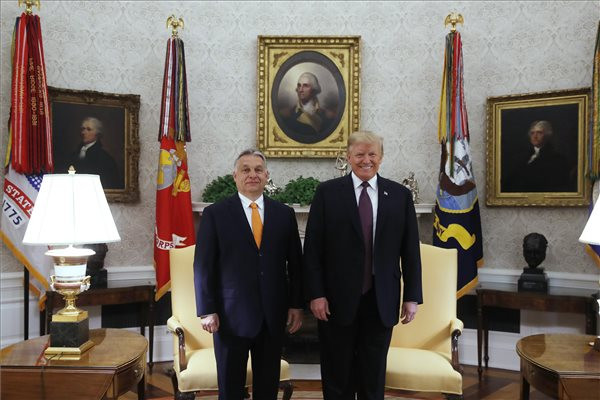 Orbán-Trump-MTI