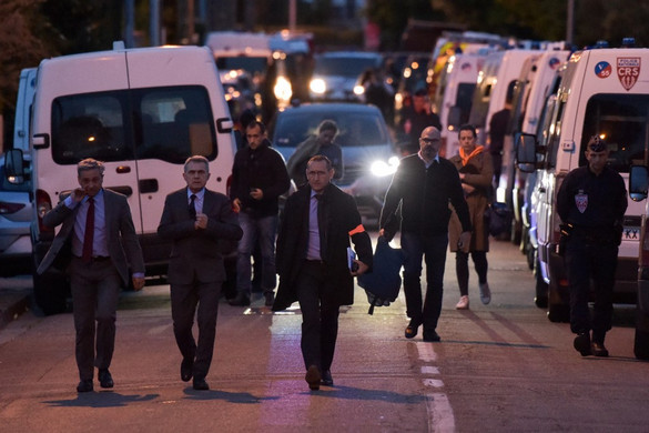 Őrizetbe vették a franciaországi fegyveres túszejtőt