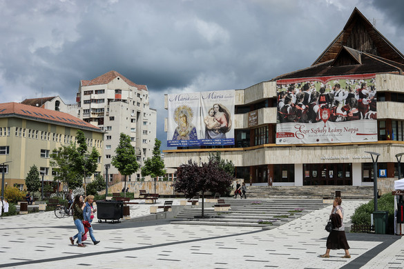 Egységes városkapukra hirdettek tervpályázatot Csíkszeredában