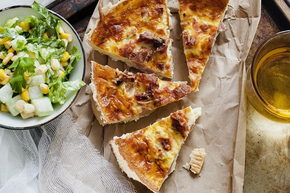 Vacsorának is kitűnő az illatos quiche