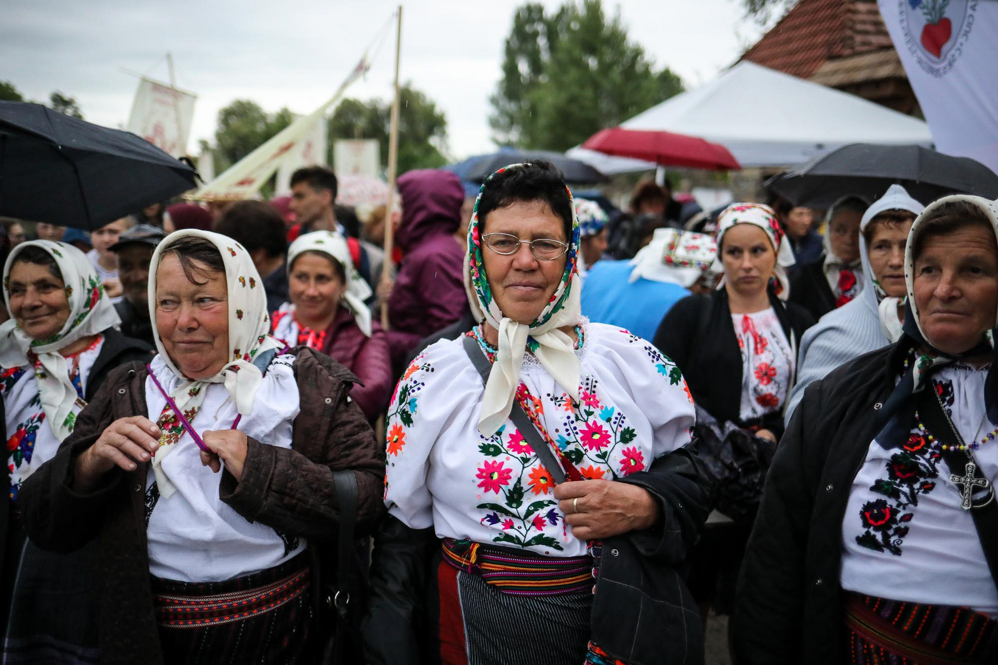 Fotó: MH/Hegedüs Róbert Többen ünneplőbe öltözve érkeztek