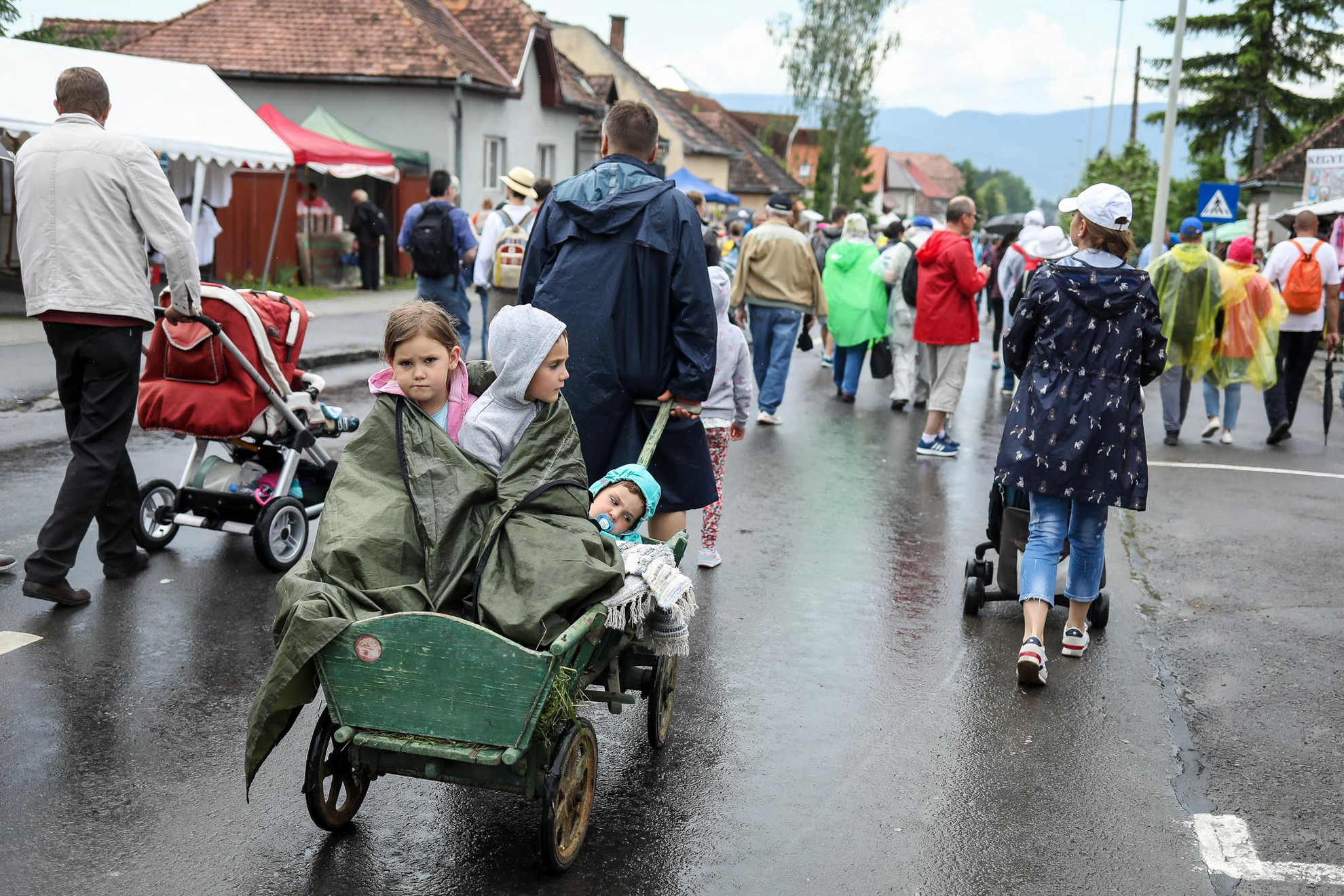 Fotó: mh/Hegedüs Róbert A vonaton a gyóntatások közben tapasztaltam, hogy ezek a fiatalok jobbak akarnak lenni, szeretnének javítani az életükön és így jobb társadalmat akarnak építeni – mondta zarándoklatukról a detroiti származású János atya