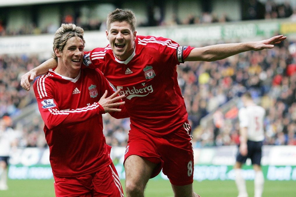 Fotó: AFP/Paul Ellis Torres és Steven Gerrard: Remekül megértették egymást a pályán