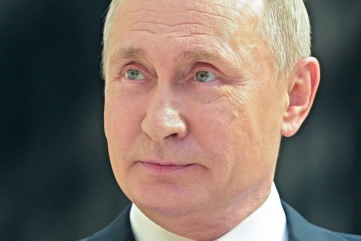 Putyin: Áttörés nem történt, de hasznos volt az oszakai csúcstalálkozó