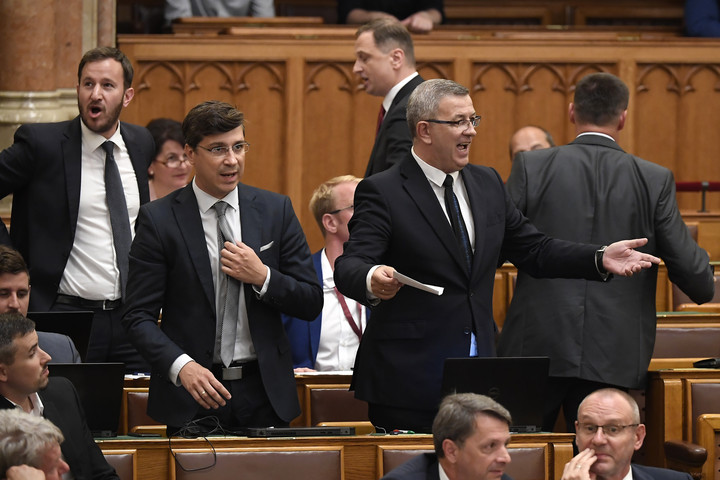 Hazudott Szilágyi György, nem az Országgyűlés fizette a riói útját