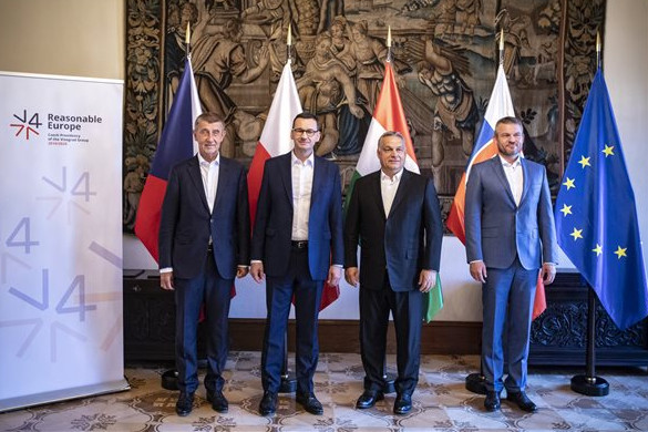 Fotó: MTI/Miniszterelnöki Sajtóiroda Orbán Viktor a visegrádi országok kormányfőivel tárgyal Prágában