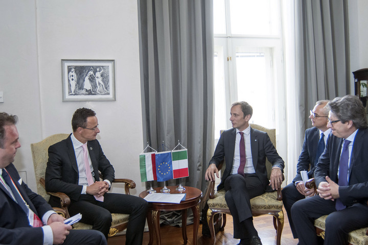 Fotó: MTI/KKM/Burger Zsolt Szijjártó: Az EU szegényebb lenne a közép-európai országok nélkül