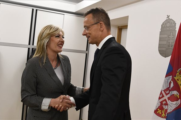Fotó: MTI/KKM/Mitko Sztojcsev Szijjártó: Káros, hogy az EU lassítja a nyugat-balkáni bővítési folyamatot