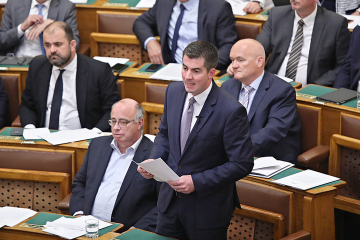 Fotó: MH/Hegedüs Róbert Fidesz: Weber és Timmermans elbuktak, ez jó hír Magyarország számára