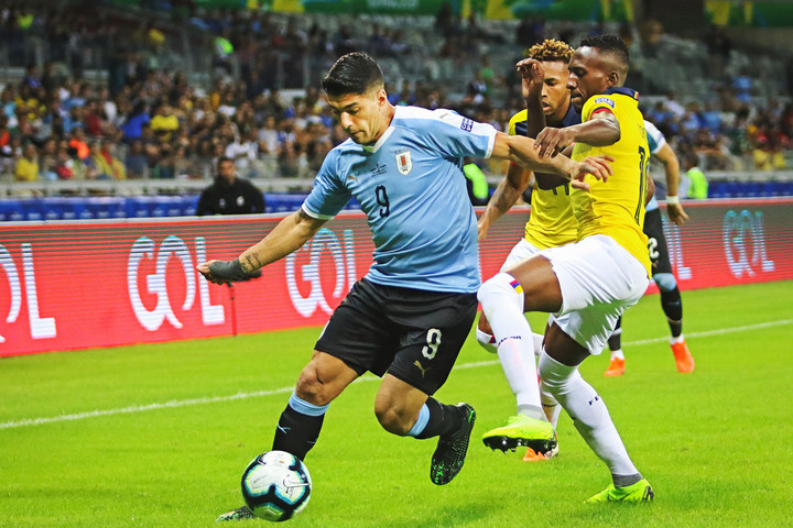 Fotó: AFP/Brazil Photo Press/Doug Pa Cavani és Suárez főszereplésével gáláztak az uruk