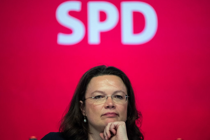 Távozik posztjáról a német szociáldemokraták vezetője