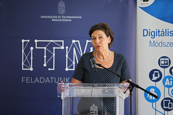 Fotó: MH/Bodnár Patrícia Egységes digitális kompetencia keretrendszert vezet be a kormány