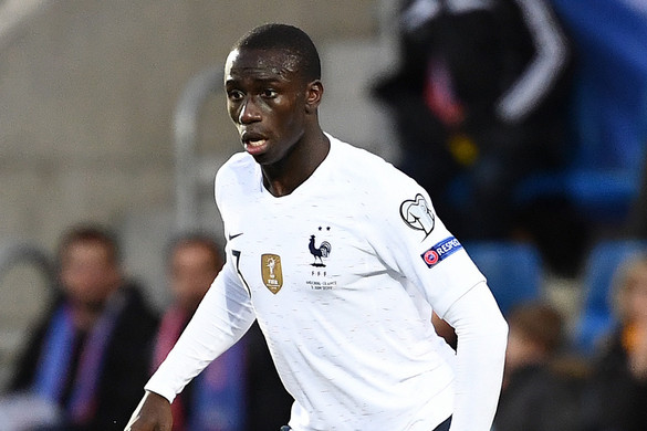 Francia válogatott focistát igazolt a Real Madrid