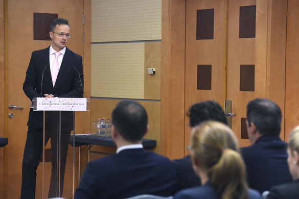 Újabb tíz vállalat csatlakozik a kiemelt exportőr partnerségi programhoz
