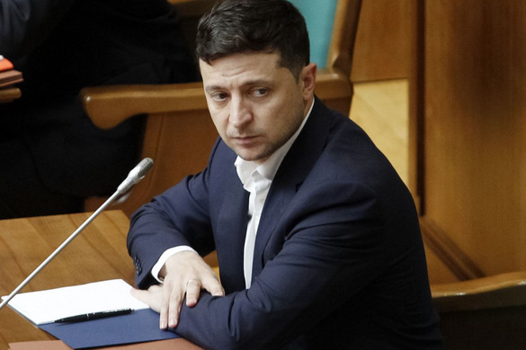 Zelenszkij az ukrán haditengerészek szabadon bocsátására szólította fel Putyint