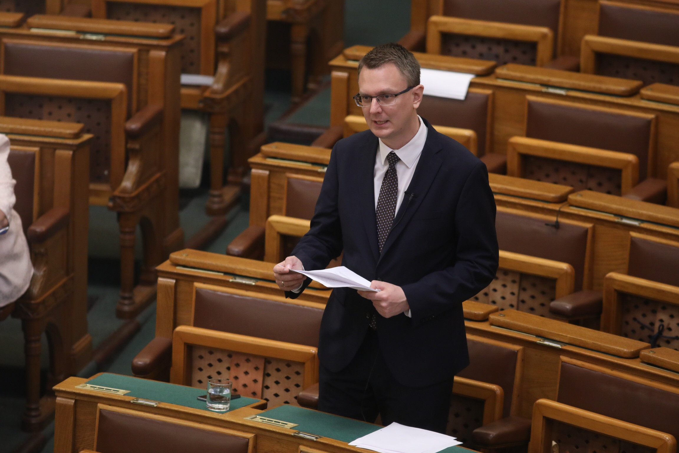 Rétvári Bence történelmi eseménynek nevezte Ferenc pápa hétvégi erdélyi látogatását