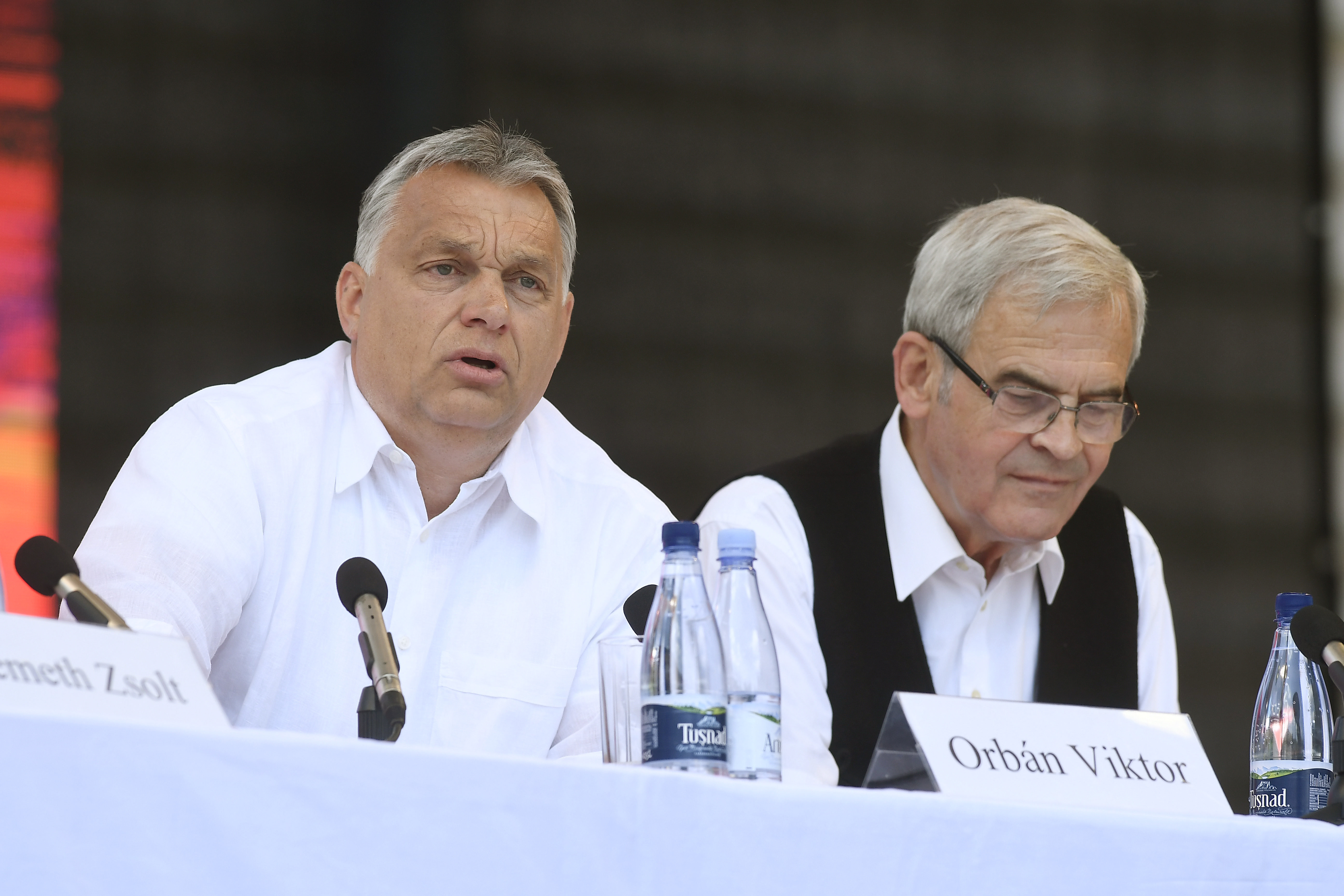 XXI. Század Intézet: Stratégiai irányt mutatnak a tusnádfürdői beszédek