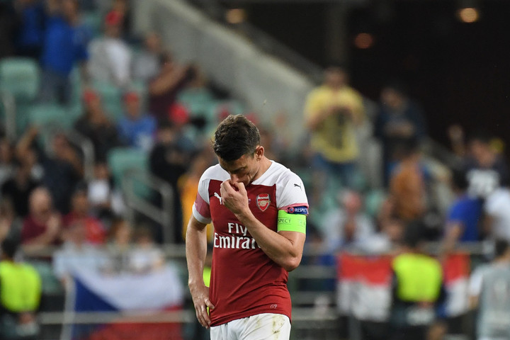 Fotó: AFP/OZAN KOSE Nem hajlandó elutazni az amerikai túrára az Arsenal csapatkapitánya