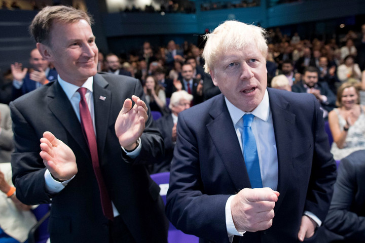 A kormányfői székbe ülhet Boris Johnson