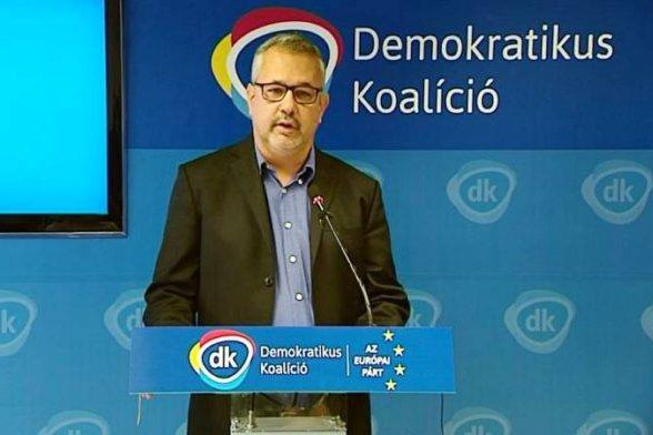 Fotó: Facebook/Arató Gergely „A trükkök százait Gyurcsányék vetették be”