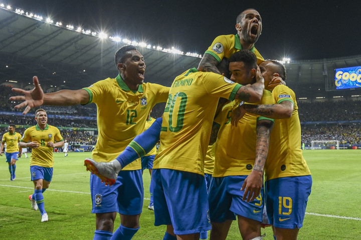 Fotó: AFP/Pedro Ugarte Messi csak kapufáig jutott, Brazília döntős a Copa Americán